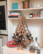 Detail van de gepersonaliseerde houten adventskalender voor Kerst