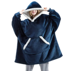 Volledig overzicht van de zachte dekenhoodie met frontzak