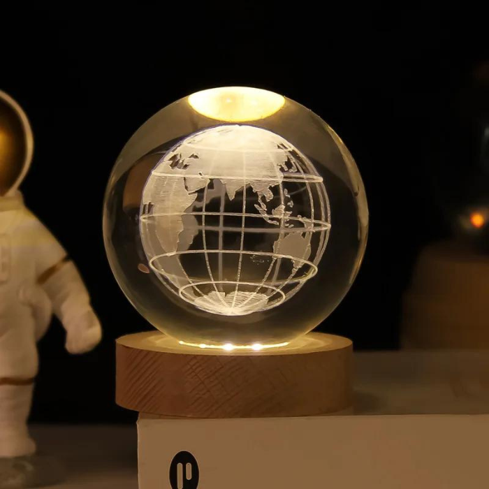 AuraSphere - De zwevende kristallen lamp met magische energie!