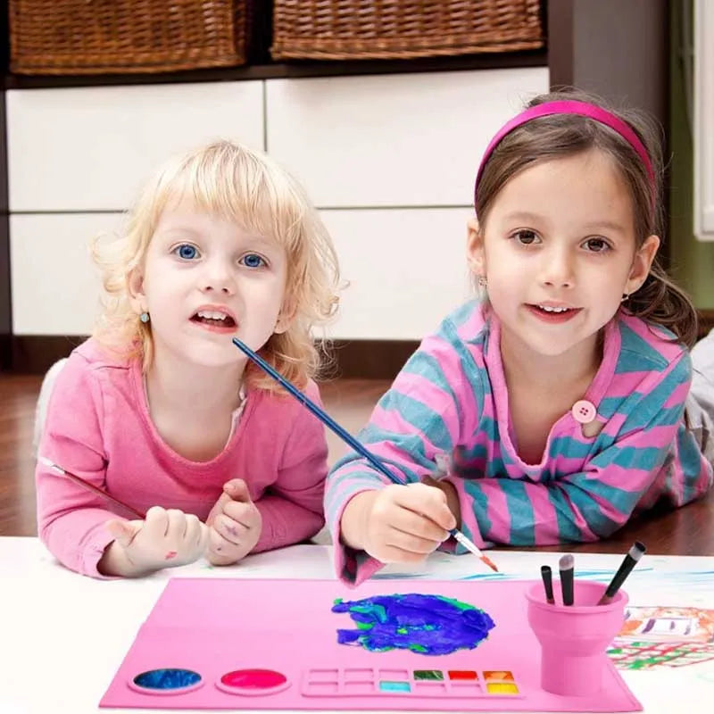 ArtMat – Ordnung, Farbe und Kreativität in einer Unterlage
