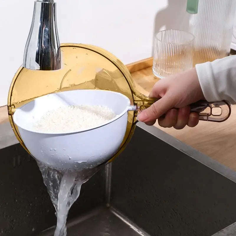 Multifunctionele groentenwasmand met handvat en tuit