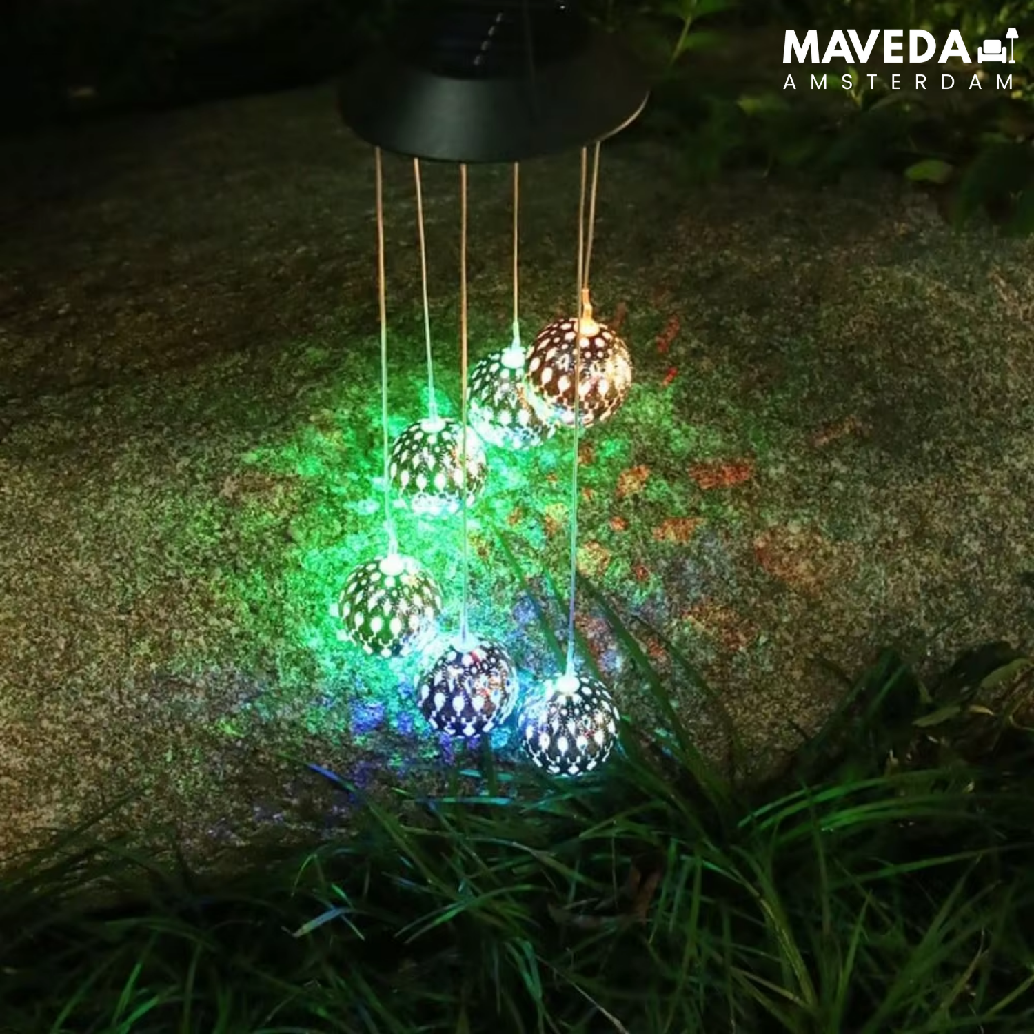LumiBreeze™ - Transformeer je tuin met een kleurrijk lichtspel