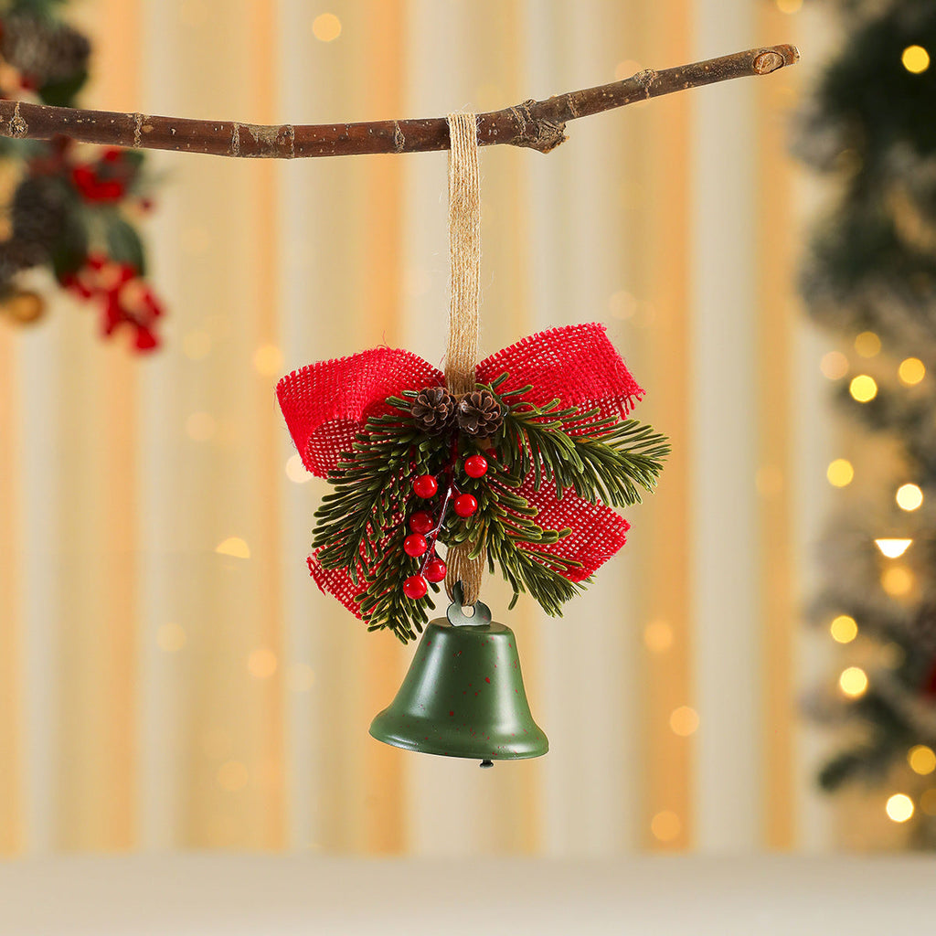 Feestelijke hangdecoratie in de vorm van een kerstbel