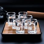 Whiskyglazenset opgesteld voor stijlvol serveren thuis