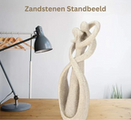 Abstract decoratief beeld in een modern interieur