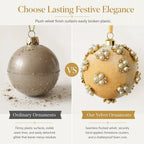 Decoratieve kerstballen van fluweel met een luxe uitstraling