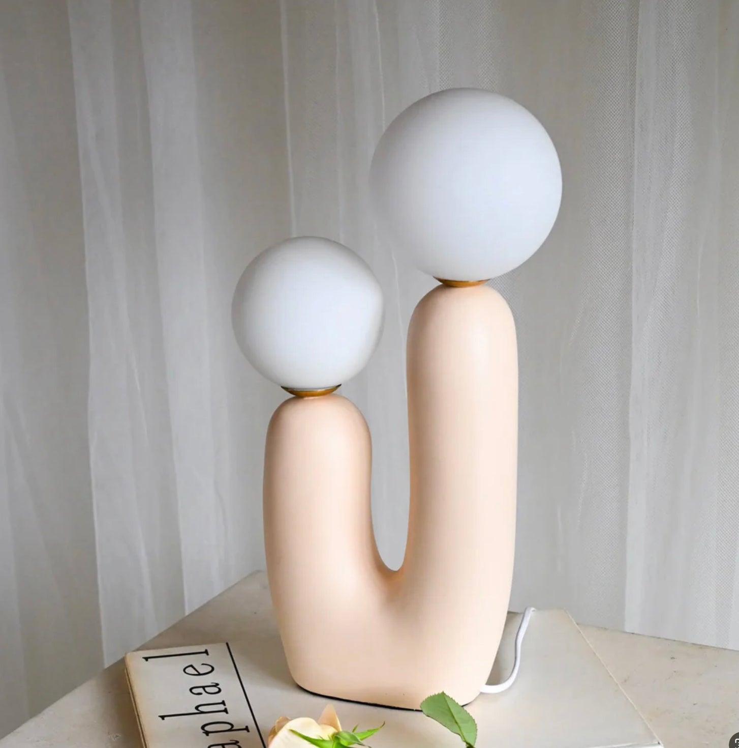 Elegante Moderne Tafellamp voor Gezellige Sfeerverlichting