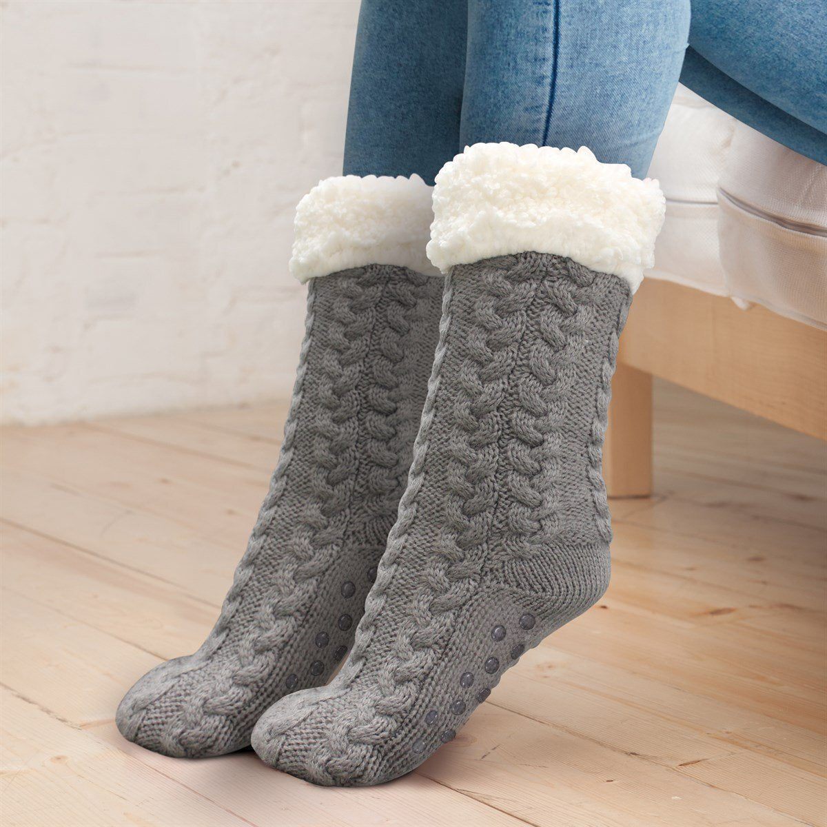 2+2 GRATIS | WarmToes - Zachte, met sherpa gevoerde pantoffels voor ultiem comfort [Laatste dag korting]